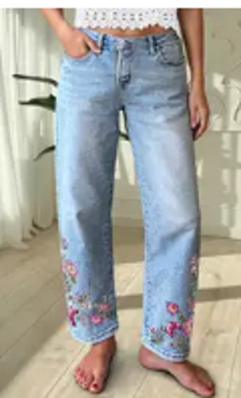 NWT Flemingals Wash Floral Embroidery Mid Rise Straight Leg Jeans Sz 2X